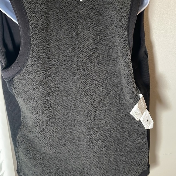 WOOLRICH Fleece Lined Vest Size Medium - Picture 7 of 10